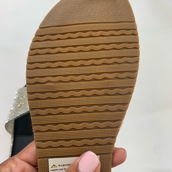 NEW Rhinestones Open Toe Slip On Sandals - Picture 6 of 6